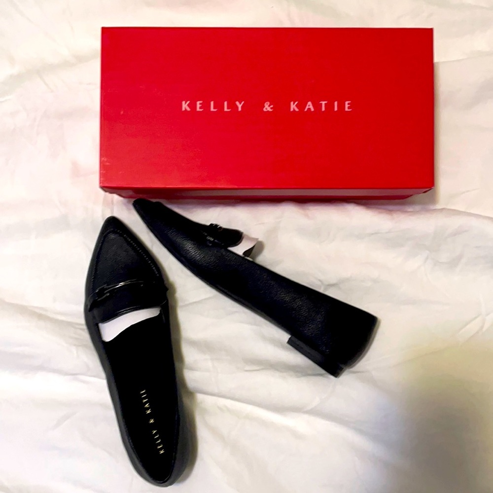 Never worn Kelly & Katie black loafer flats size 8.5.